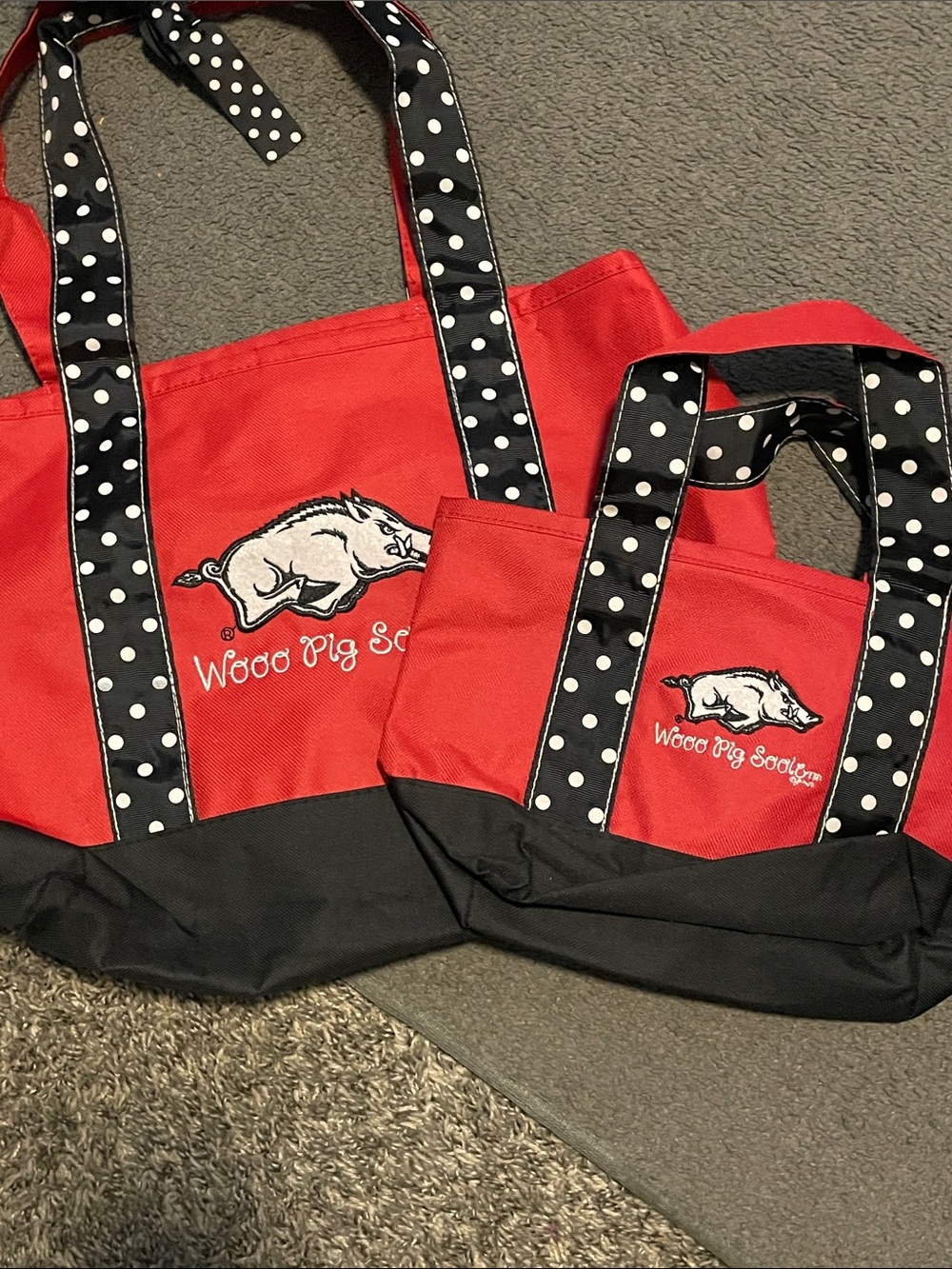 Arkansas Razorbacks Red Canvas Two Piece Tote Set w/ Dot Straps - Wooo Pig Sooie